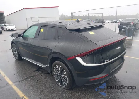 2024 Kia Ev6 Light Long Range z USA, uszkodzony, nr VIN KNDC3DLC4R5618780